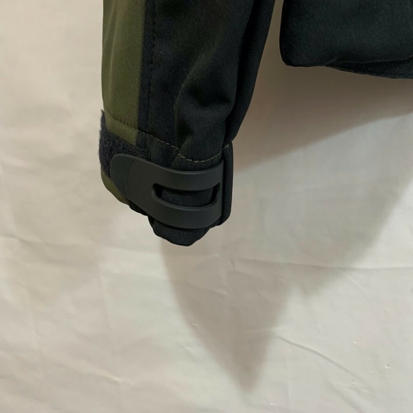 Guide Gear Mens NIB Soft-shell Hooded Jacket in Green/Black Size Large - Picture 5 of 9